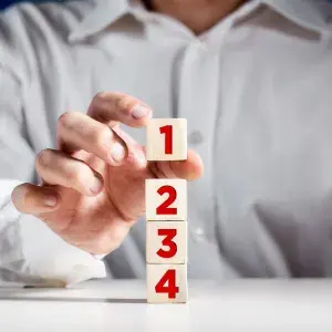 building blocks with the numbers 1, 2, 3, and 4